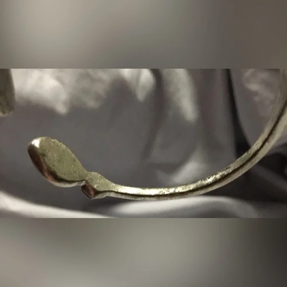 Lucky Brand Abalone Hinge Cuff Bracelet - preloved - Picture 10 of 11